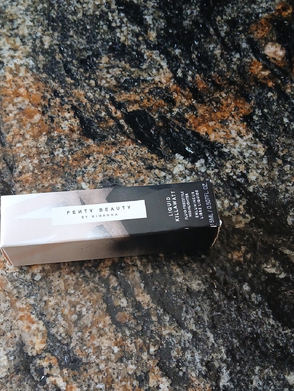 Fenty Beauty Liquid Killawatt Highlighter — Rose Gold and Black Box
